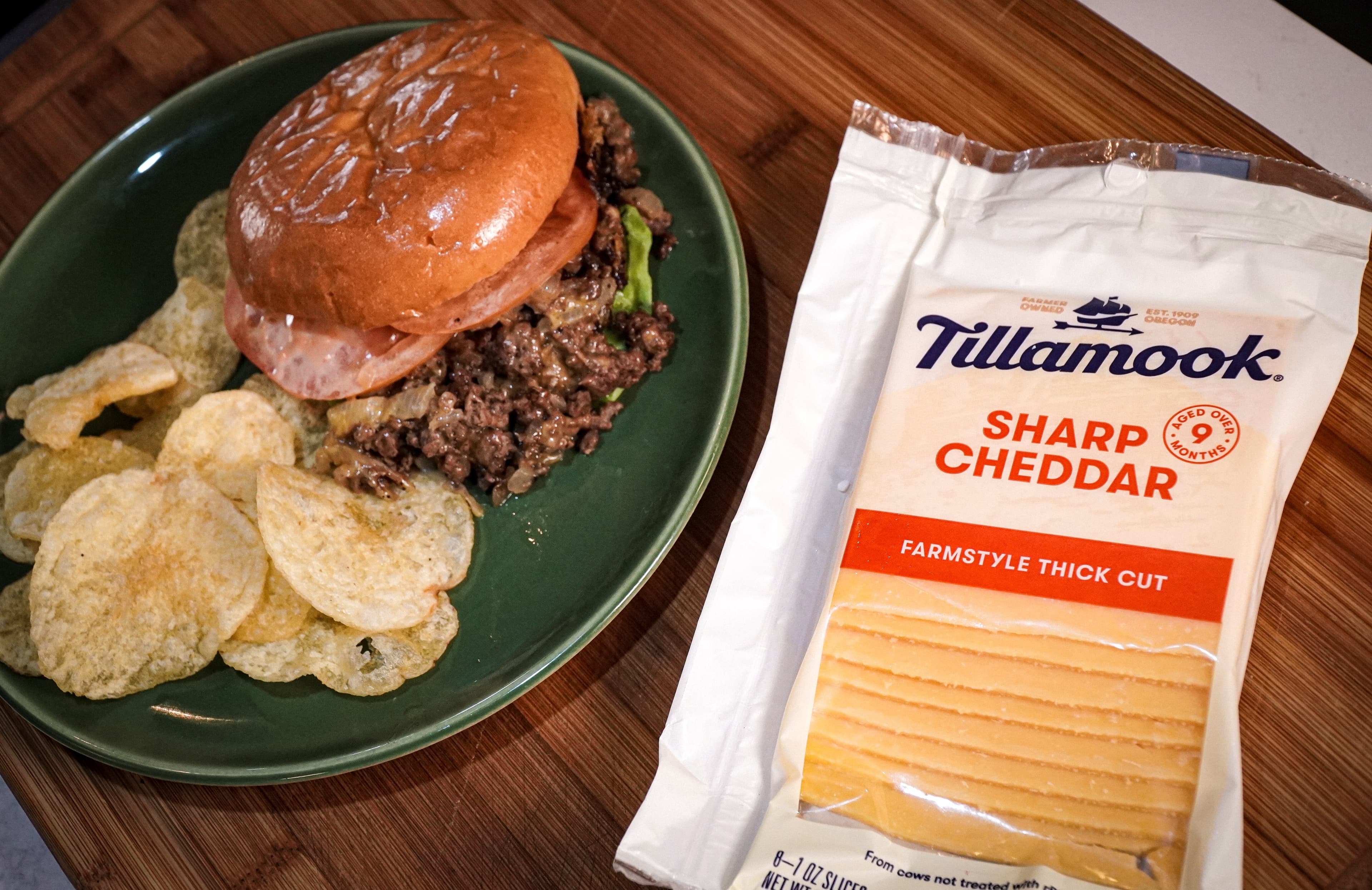 Chopped cheese Sandwch