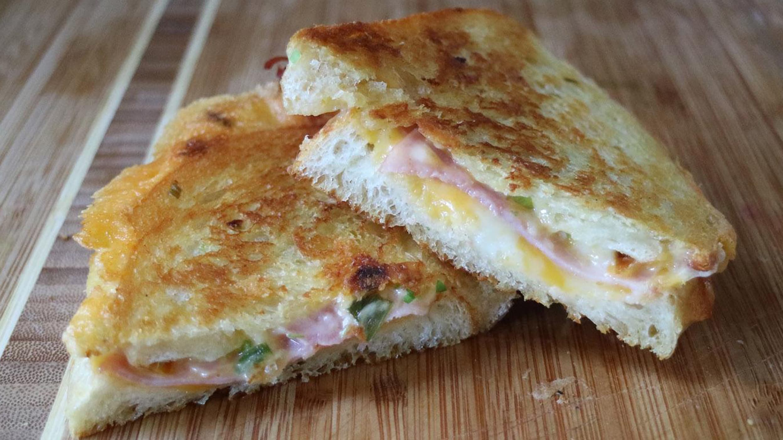 Punch of Flavor Grilled Cheese Sandwich